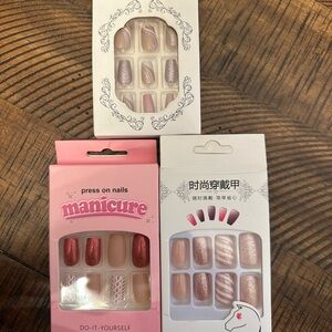 3 Sets of Press-On Nails